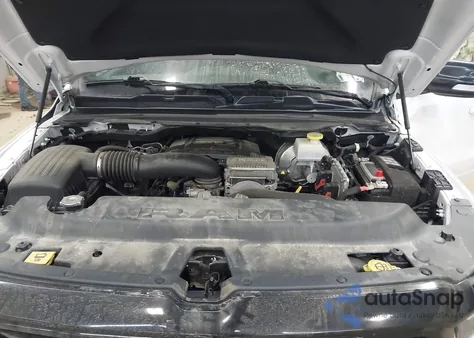 2021 Ram 1500 Big Horn 4X4 5'7 Box from USA, damaged, VIN 1C6SRFFT8MN641707